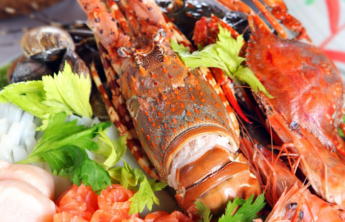 Đặc sản Quảng Ninh nổi tiếng nhất với 8 món ngon từ hải sản này 1